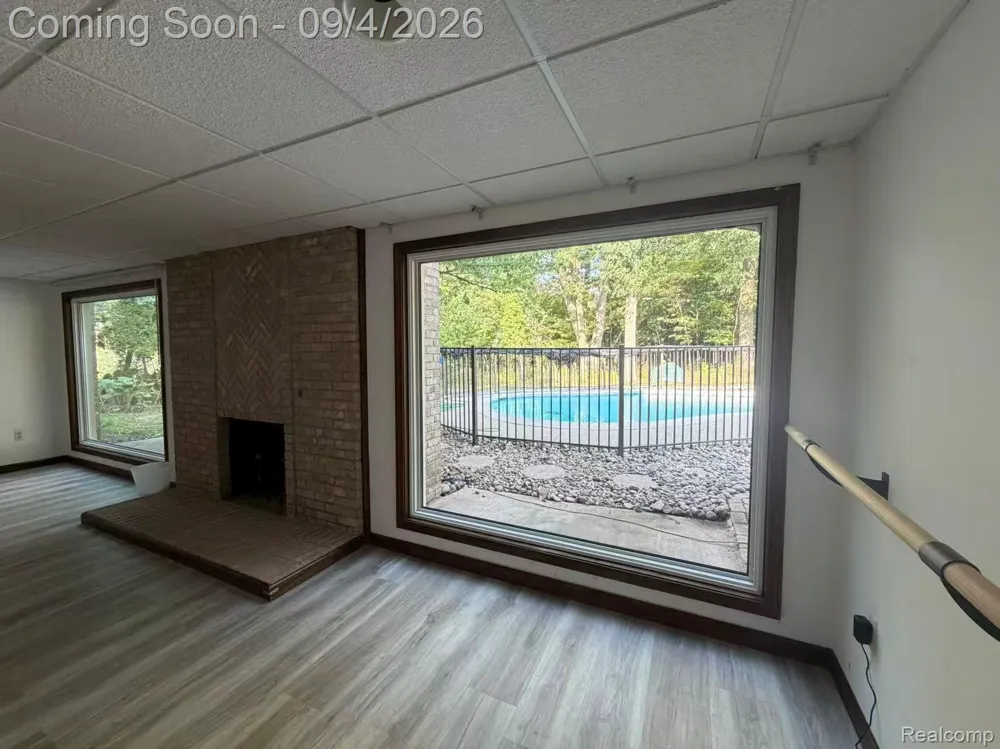 1594 Arbor Creek Drive Rochester Hills City, MI 48306