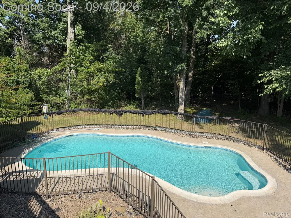 1594 Arbor Creek Drive Rochester Hills City, MI 48306