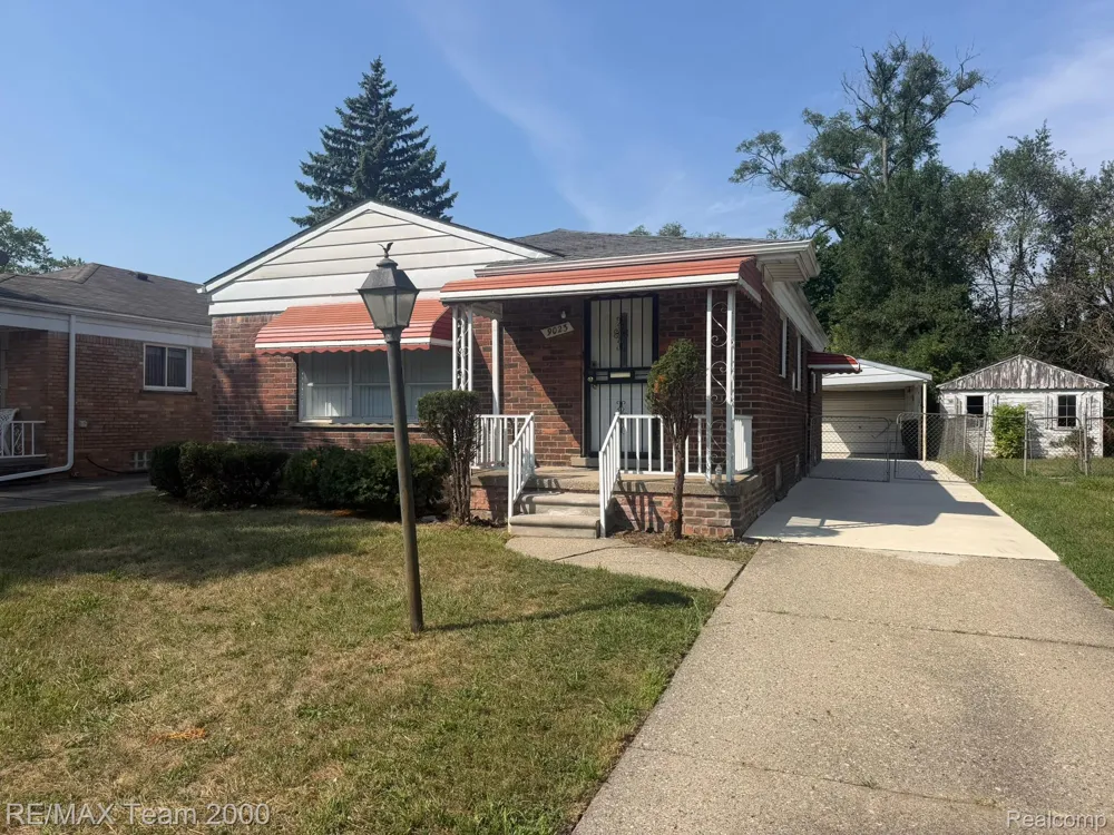 9023 Evergreen Avenue Detroit City, MI 48228