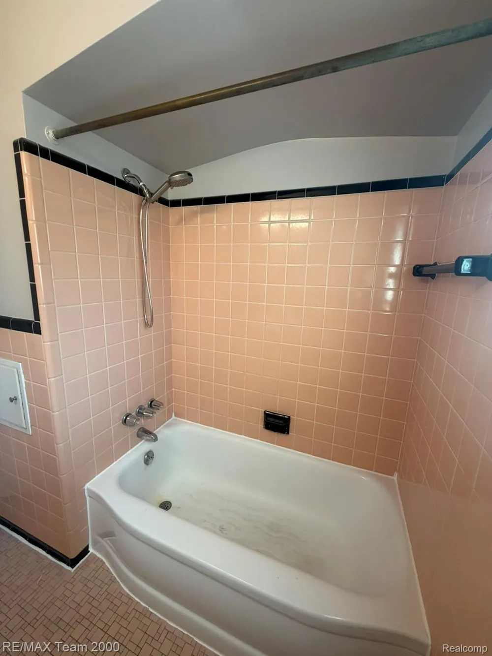 9023 Evergreen Avenue Detroit City, MI 48228