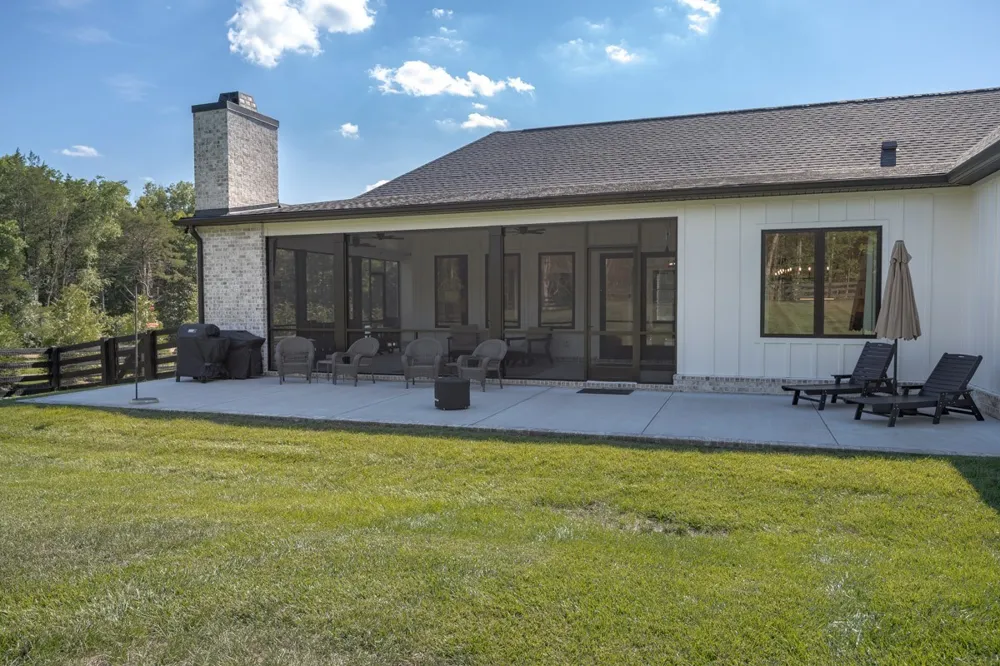 2207 Carpenter Bridge Rd Columbia, TN 38401