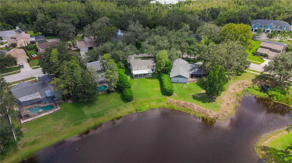 16642 VALLELY DRIVE Tampa, FL 33618