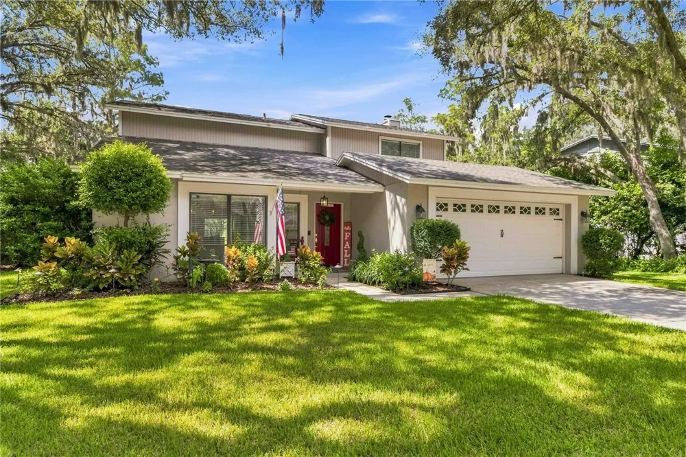 16642 VALLELY DRIVE Tampa, FL 33618