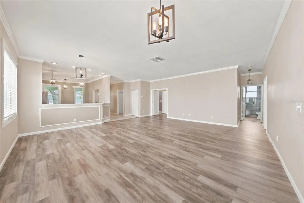 2318 W CHERRY STREET Tampa, FL 33607