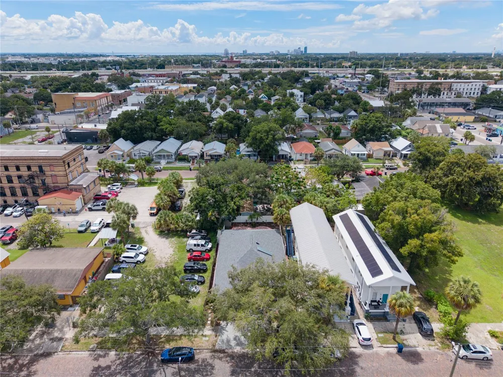 2318 W CHERRY STREET Tampa, FL 33607