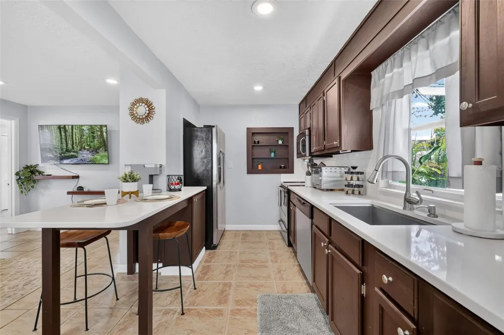731 W PRINCETON STREET Orlando, FL 32804