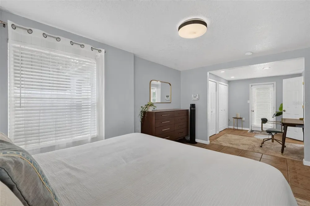 731 W PRINCETON STREET Orlando, FL 32804