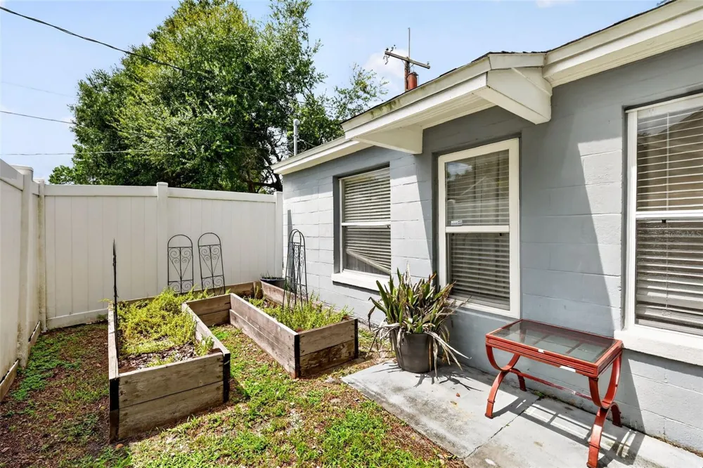 731 W PRINCETON STREET Orlando, FL 32804