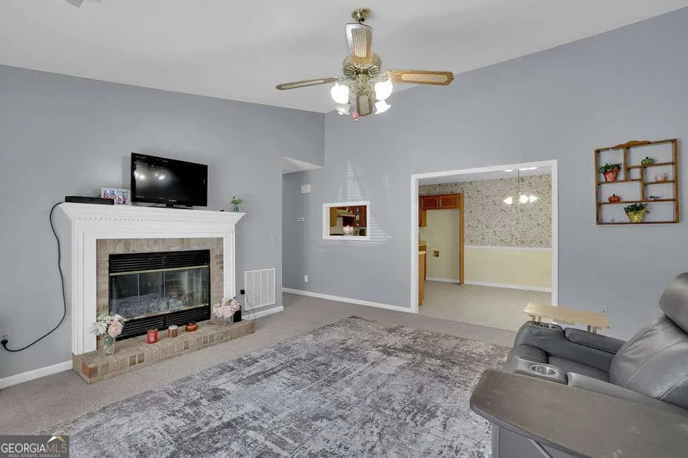1238 Shannon WAY SW Marietta, GA 30008