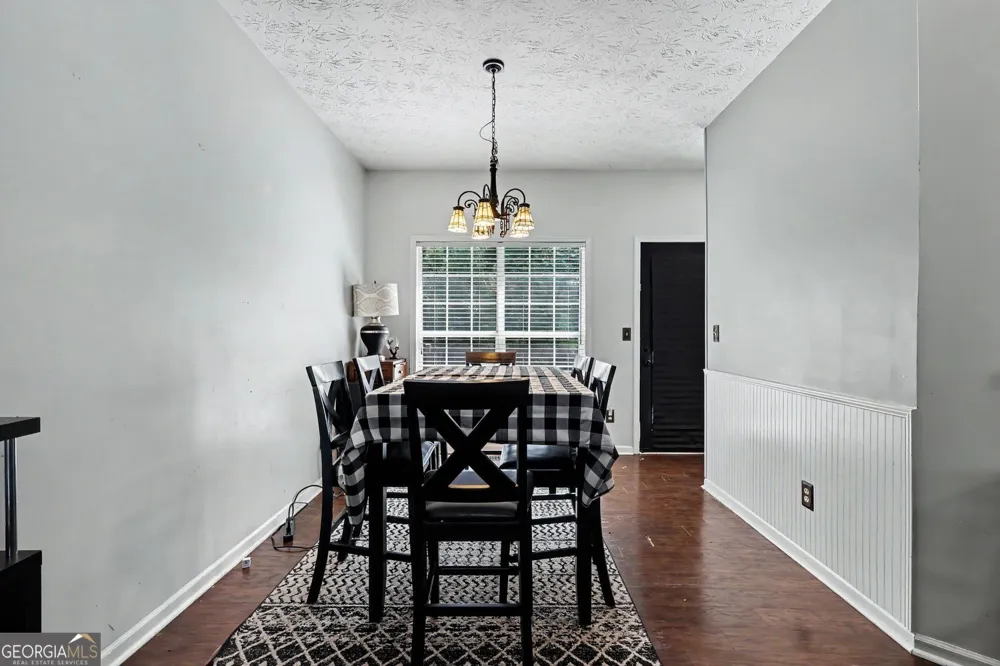 5142 Spring Glen CT Douglasville, GA 30135