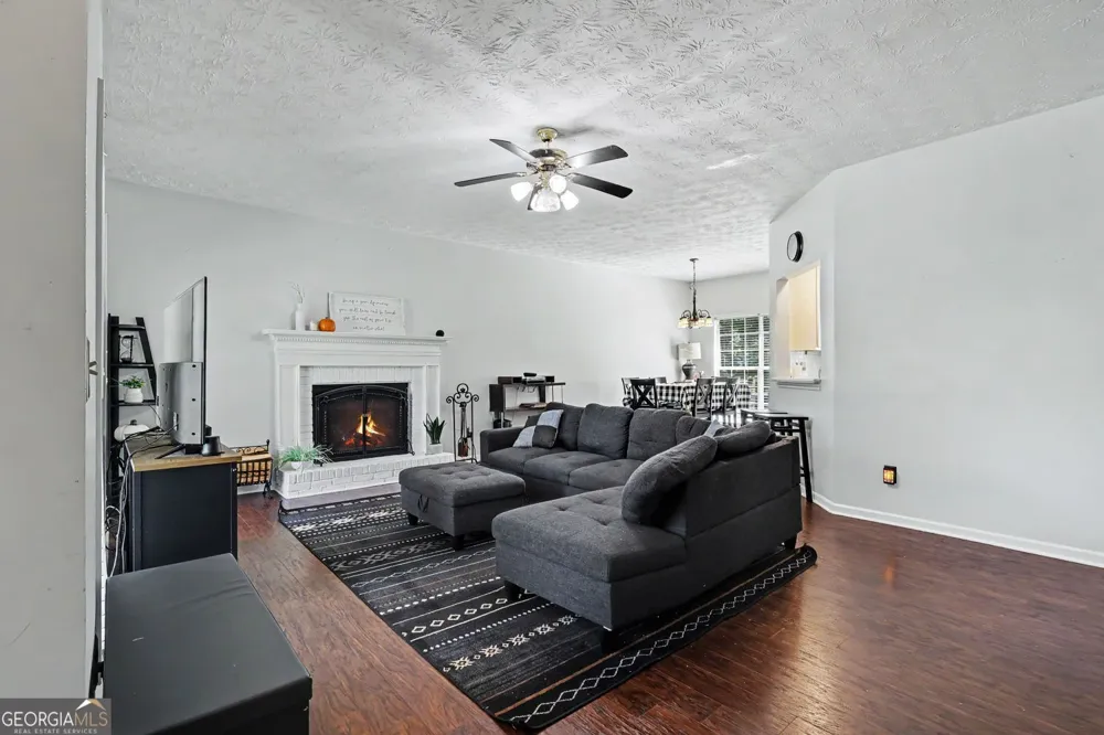 5142 Spring Glen CT Douglasville, GA 30135