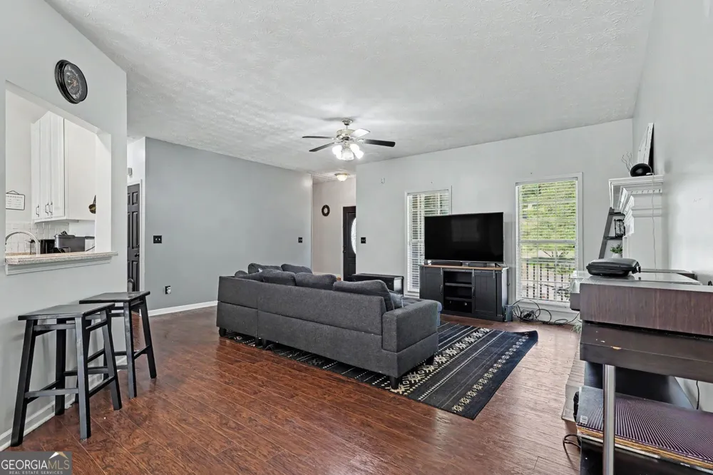 5142 Spring Glen CT Douglasville, GA 30135