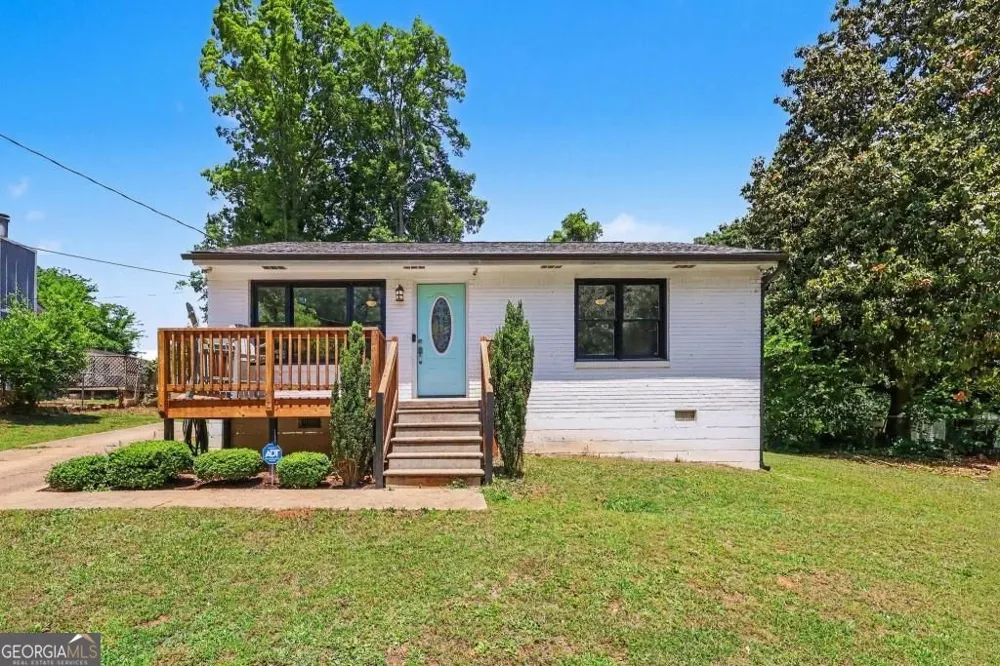 1120 Delores Forest Park, GA 30297
