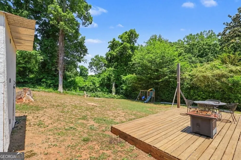 1120 Delores Forest Park, GA 30297