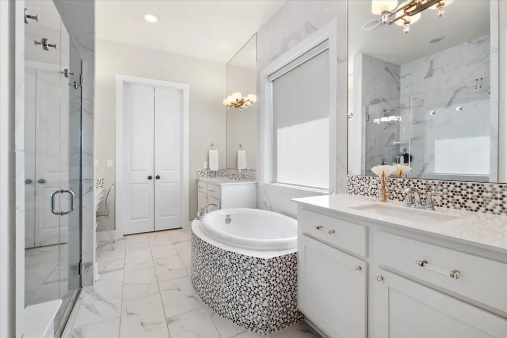 10700 Twisted Elm Drive #55 Austin, TX 78726