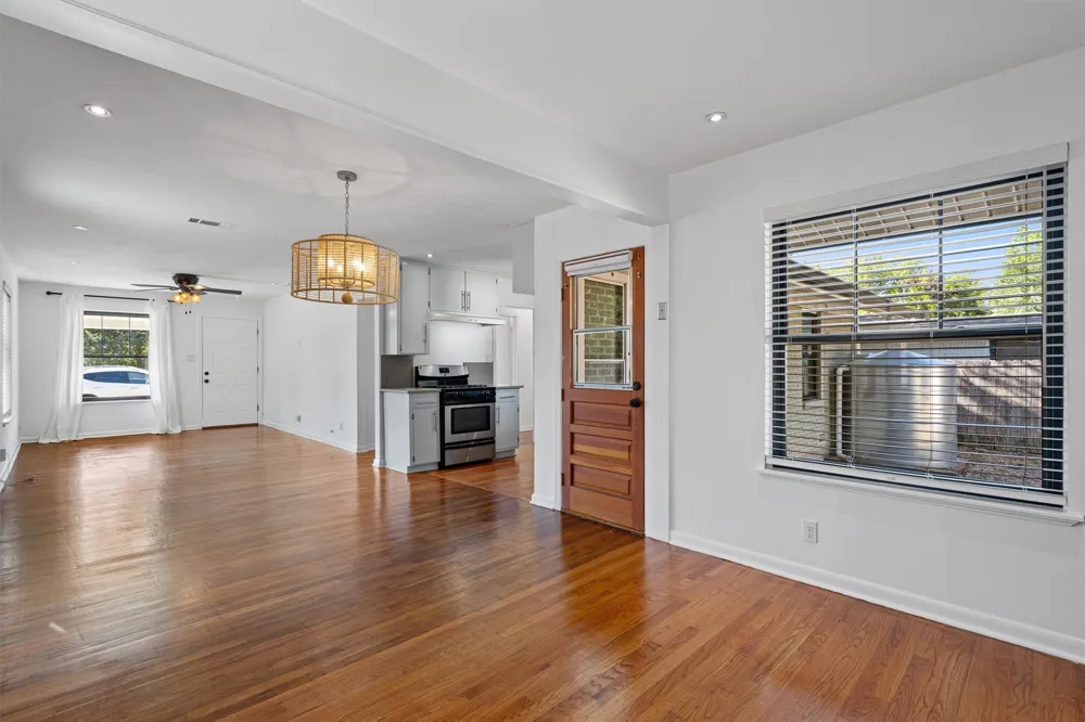 7808 Northwest Drive Austin, TX 78757