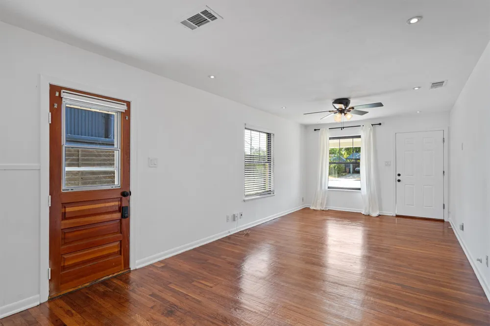 7808 Northwest Drive Austin, TX 78757