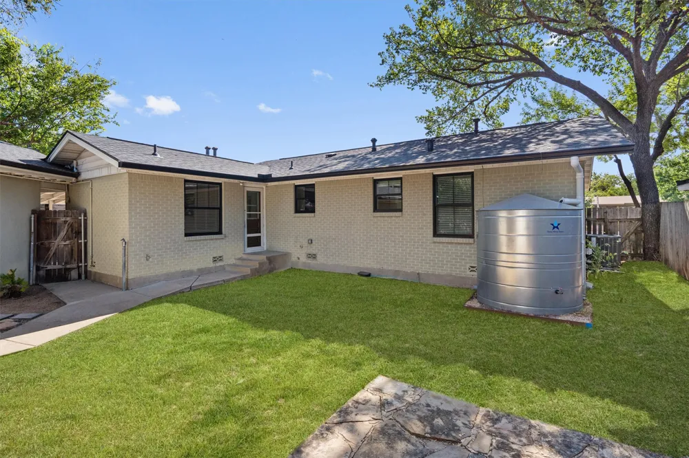 7808 Northwest Drive Austin, TX 78757