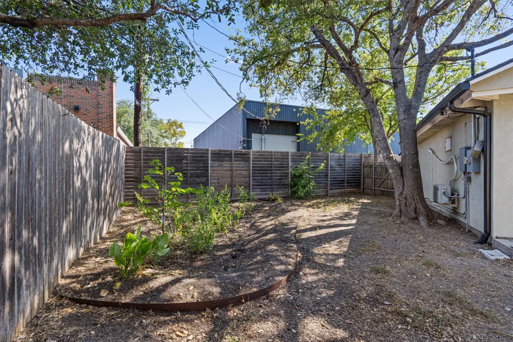 7808 Northwest Drive Austin, TX 78757
