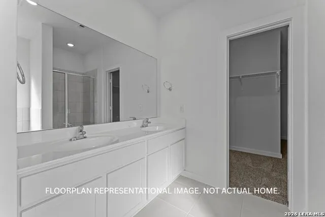6819 CALLE HENAR San Antonio, TX 78253
