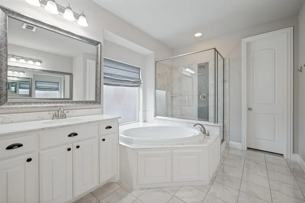 808 Nathanael Greene Court Aubrey, TX 76227
