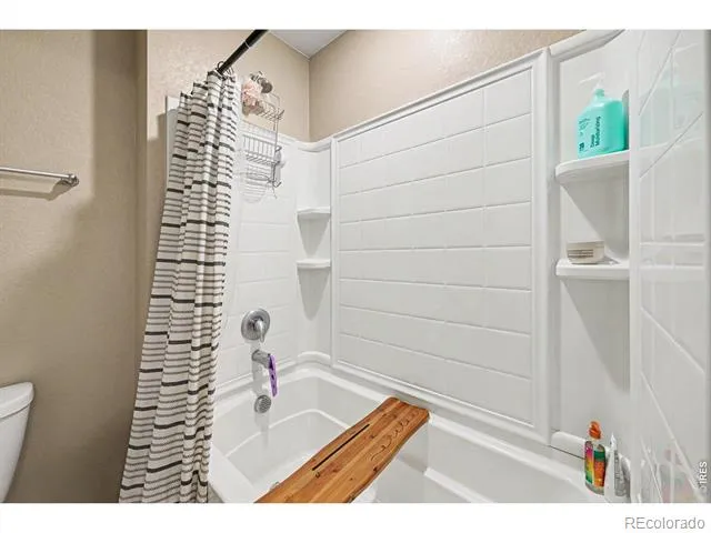 6851 Whisper Trail Lane Wellington, CO 80549
