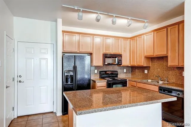 15460 Canyon Gulch Lane #207 Englewood, CO 80112