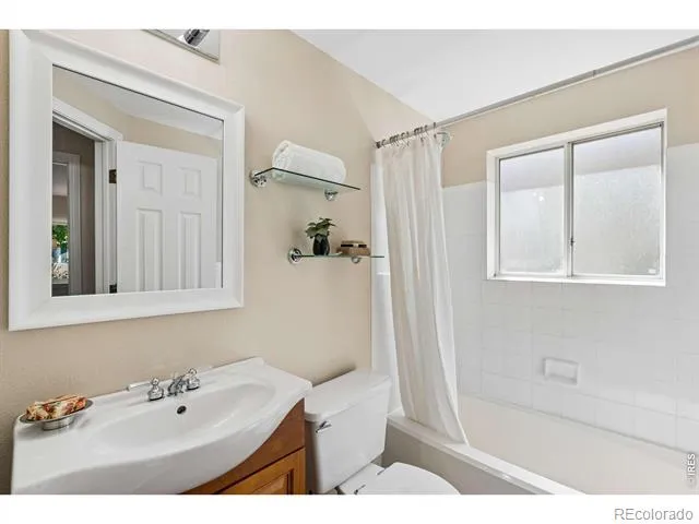 3356 Sentinel Drive Boulder, CO 80301