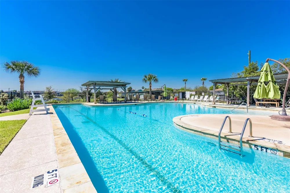 822 Cedar Road Clear Lake Shores, TX 77565
