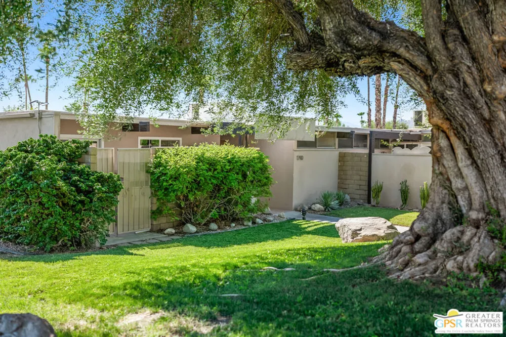 1790 Via Miraleste Palm Springs, CA 92262