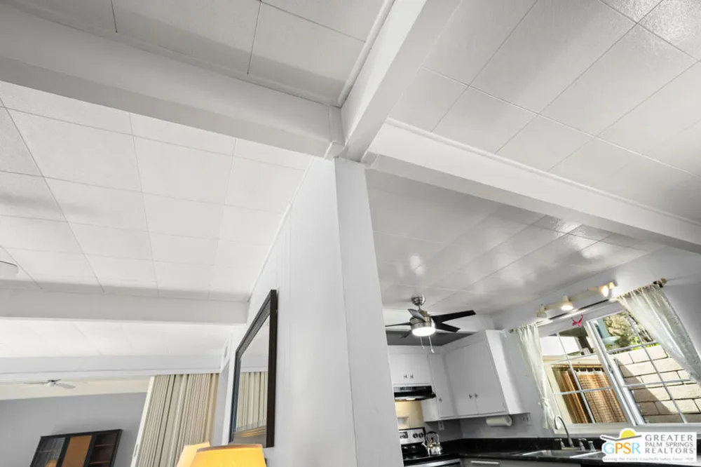1790 Via Miraleste Palm Springs, CA 92262
