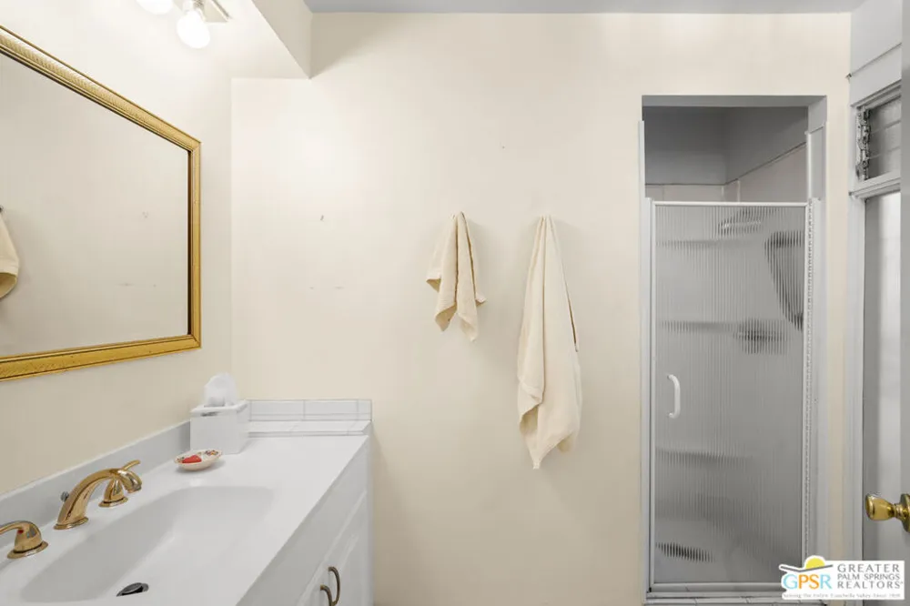 1790 Via Miraleste Palm Springs, CA 92262