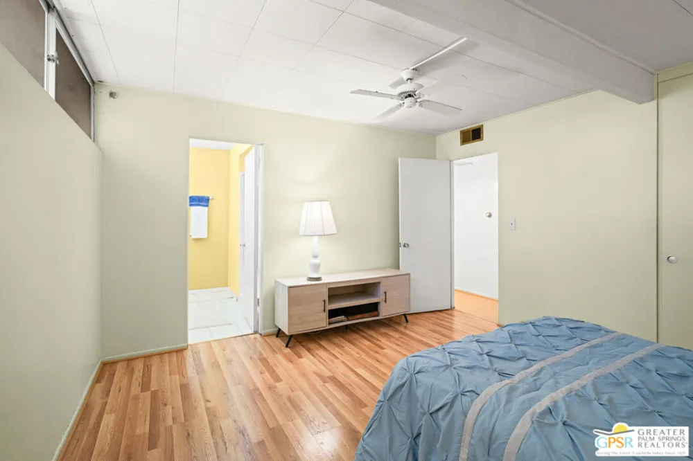1790 Via Miraleste Palm Springs, CA 92262