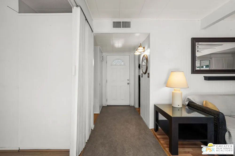 1790 Via Miraleste Palm Springs, CA 92262