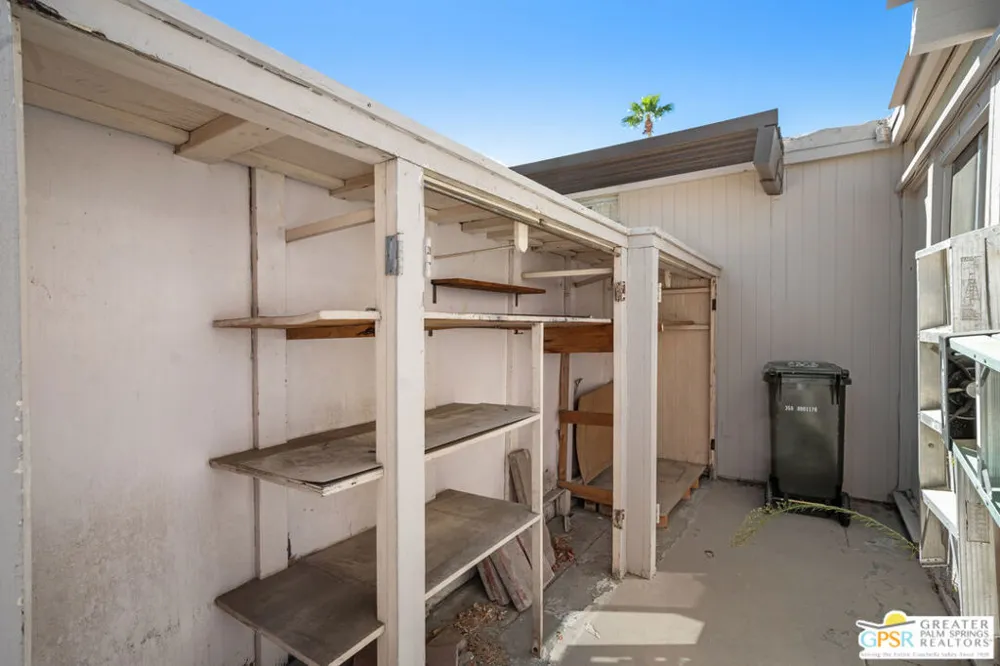 1790 Via Miraleste Palm Springs, CA 92262