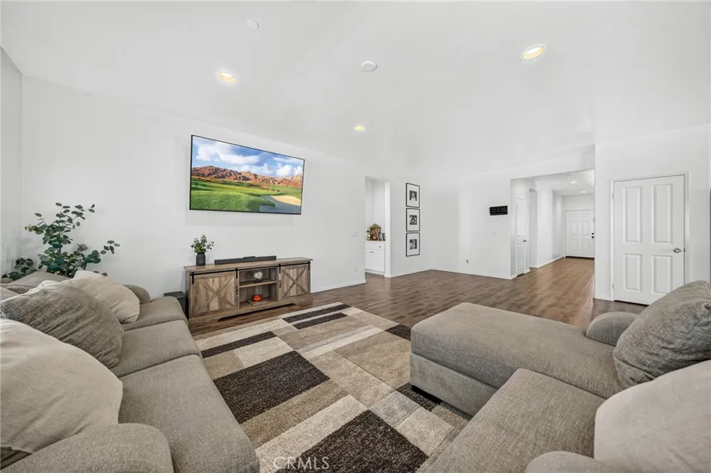 26611 Mountaingate Menifee, CA 92585