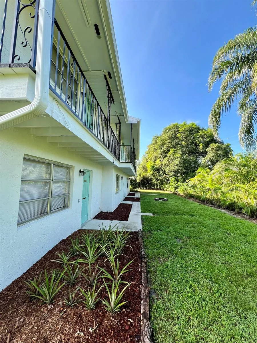 2829 SW CORNELL AVENUE Palm City, FL 34990