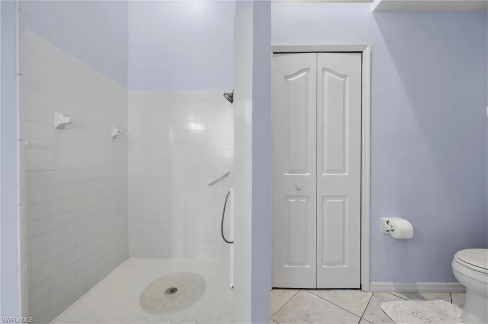 8681 Mustang Drive Naples, FL 34113