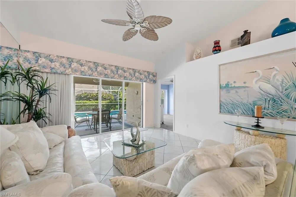 8681 Mustang Drive Naples, FL 34113