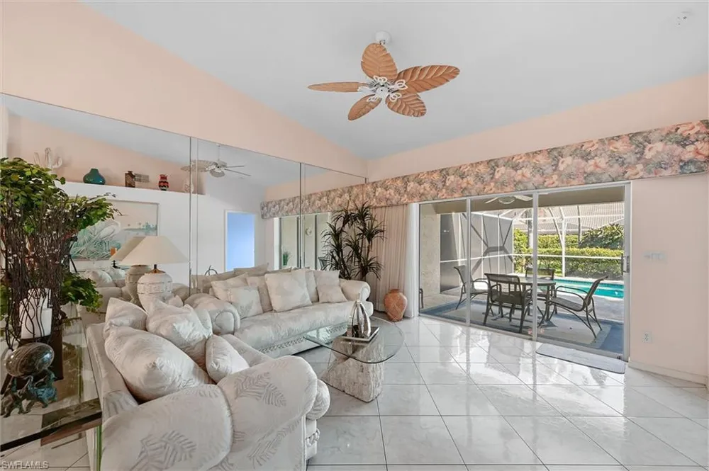 8681 Mustang Drive Naples, FL 34113