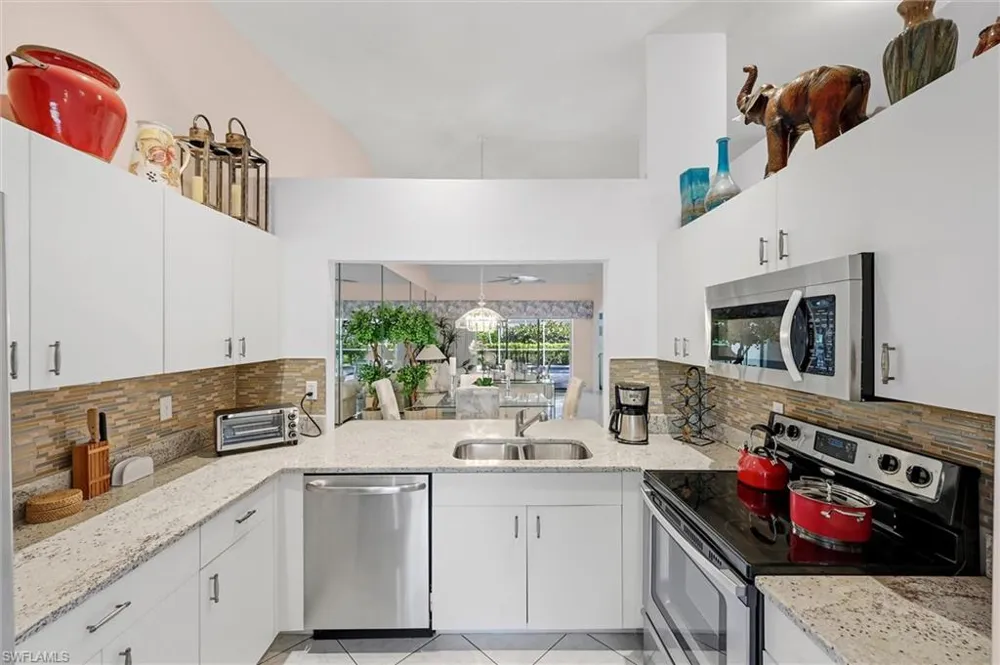 8681 Mustang Drive Naples, FL 34113
