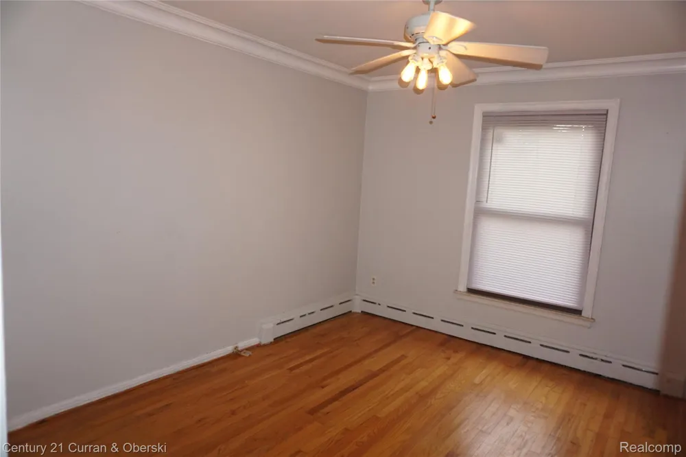 22671 Garrison Street #107 Dearborn City, MI 48124