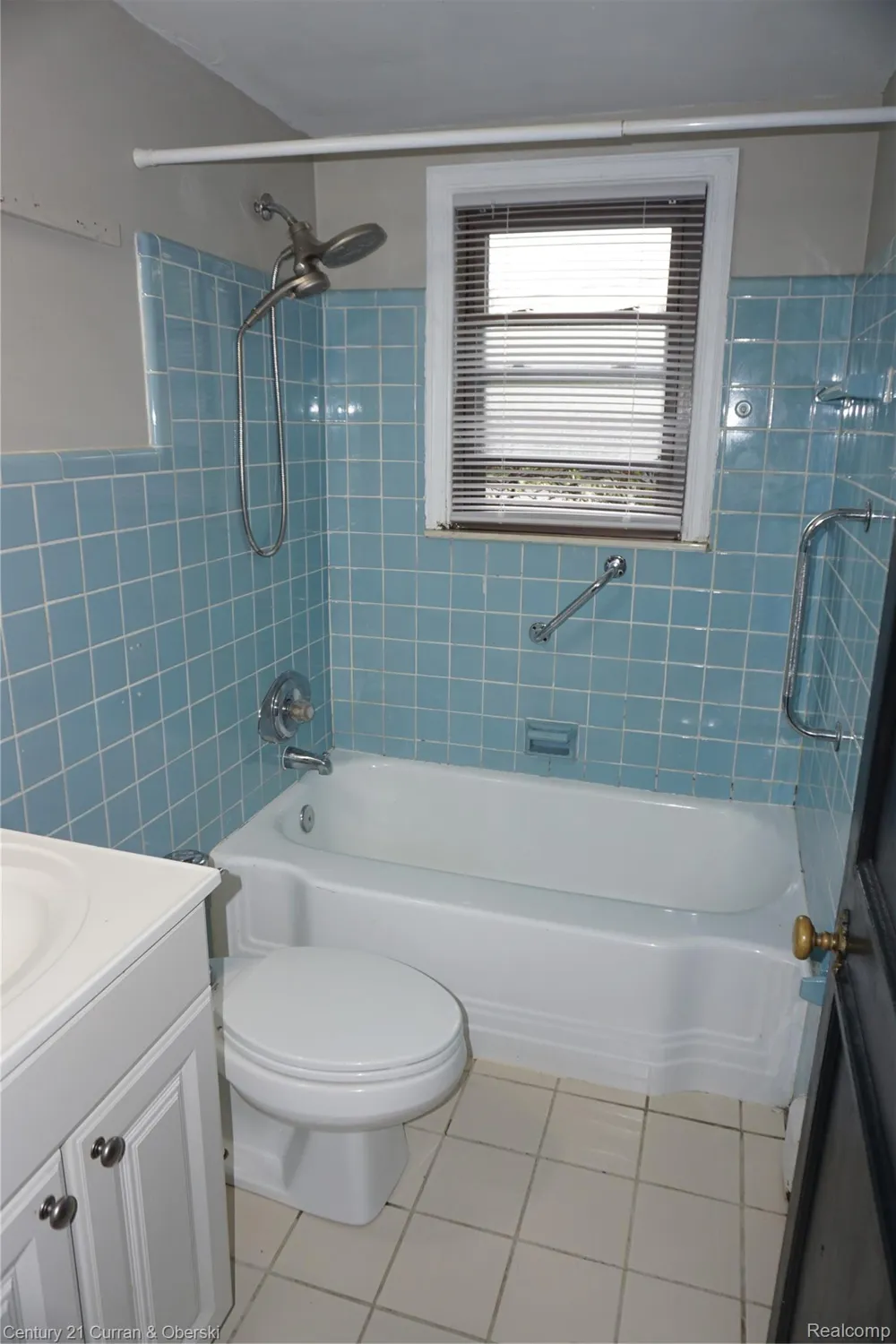 22671 Garrison Street #107 Dearborn City, MI 48124