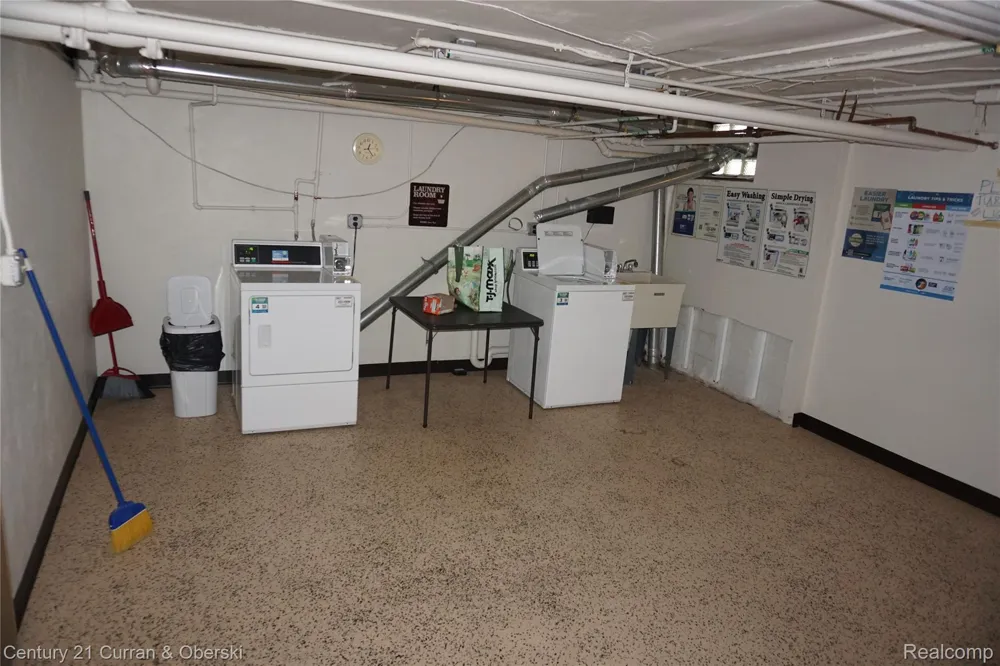 22671 Garrison Street #107 Dearborn City, MI 48124