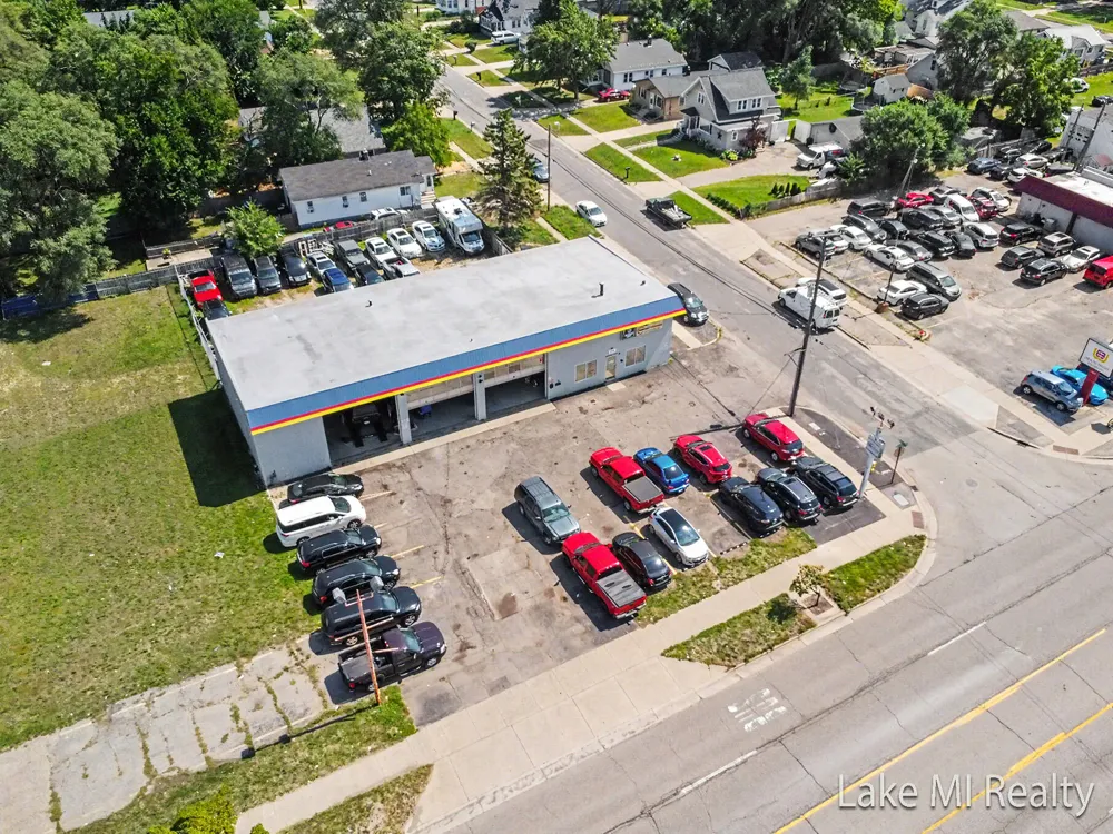 3364 Division Avenue S Wyoming City, MI 49548