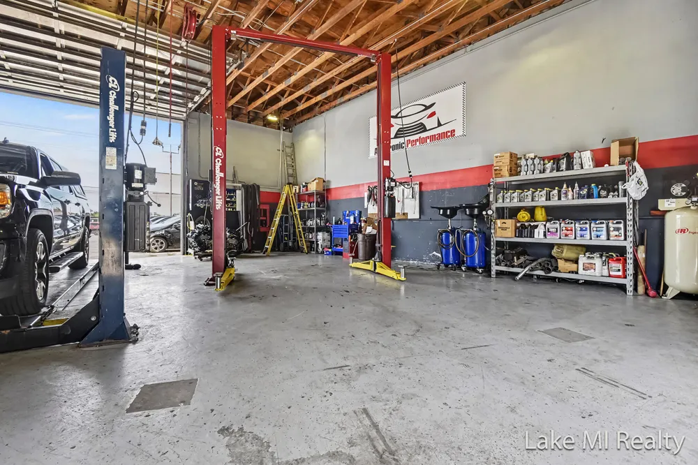 3364 Division Avenue S Wyoming City, MI 49548