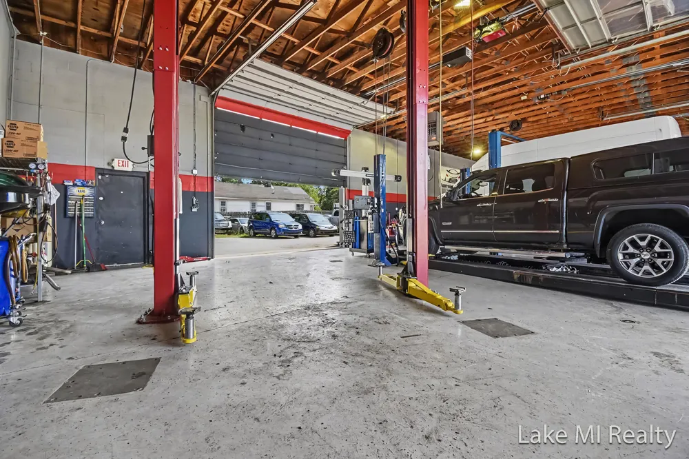 3364 Division Avenue S Wyoming City, MI 49548