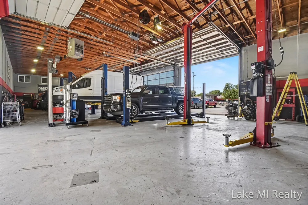 3364 Division Avenue S Wyoming City, MI 49548