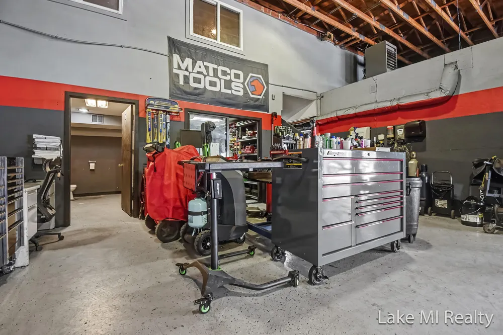 3364 Division Avenue S Wyoming City, MI 49548