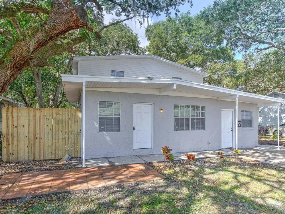 3514 SARAH STREET Tampa, FL 33605